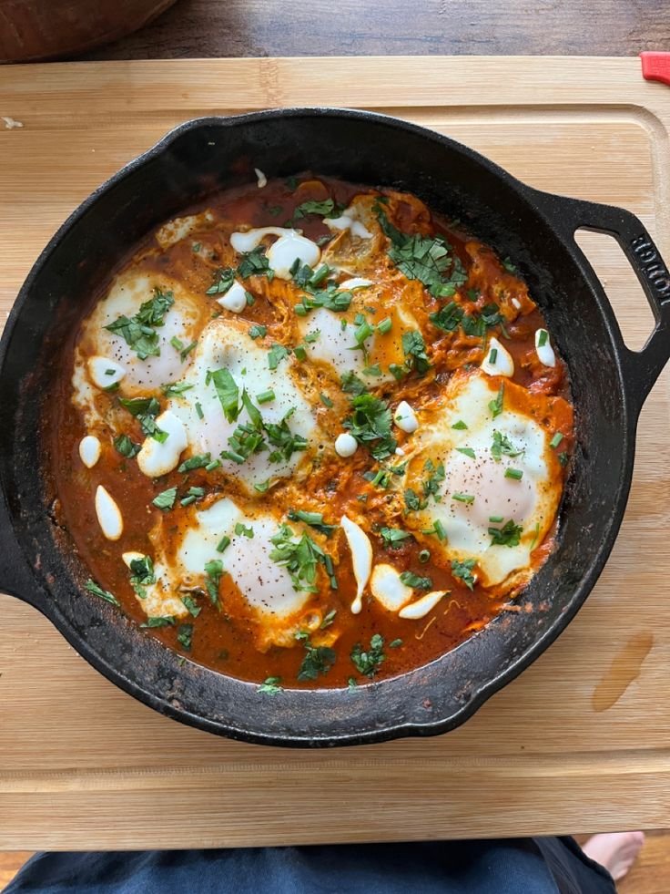 فول بالبيض والجبن